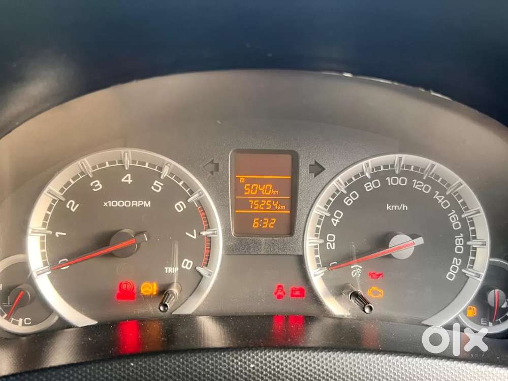 Maruti Suzuki Swift Vxi, 2013, Petrol
