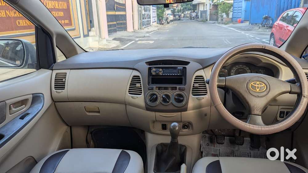 Toyota Innova 2.5 G (diesel) 8 Seater Bs Iv, 2006, Diesel