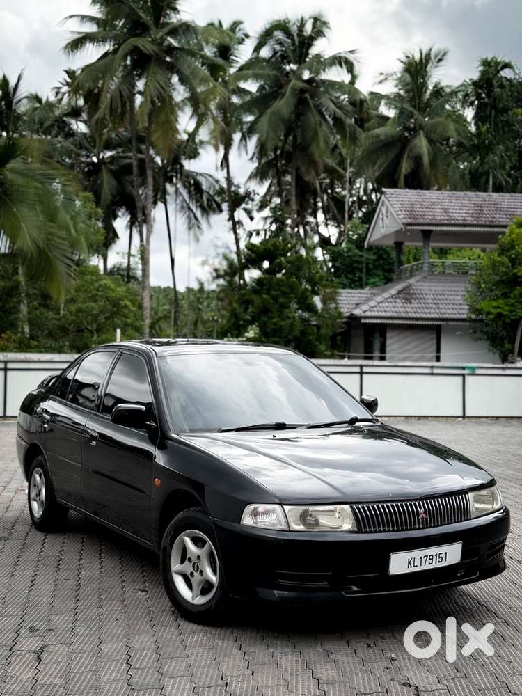 Mitsubishi Diesel Car 2005