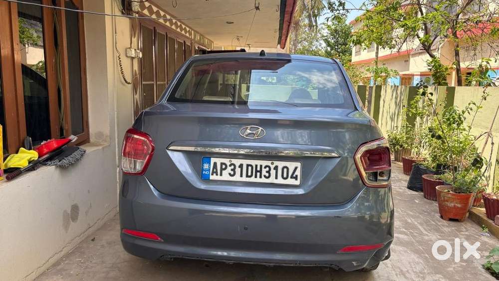 Hyundai Xcent 2016