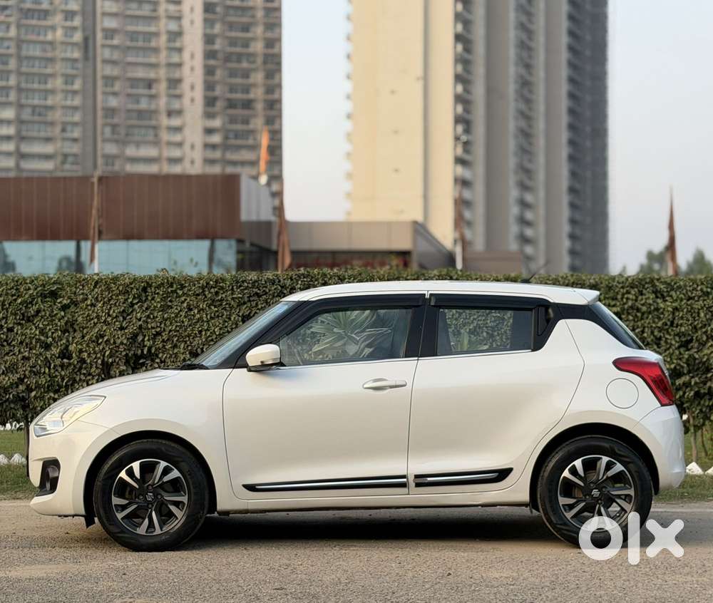 Maruti Suzuki Swift 1.2 Vxi (o), 2023, Petrol