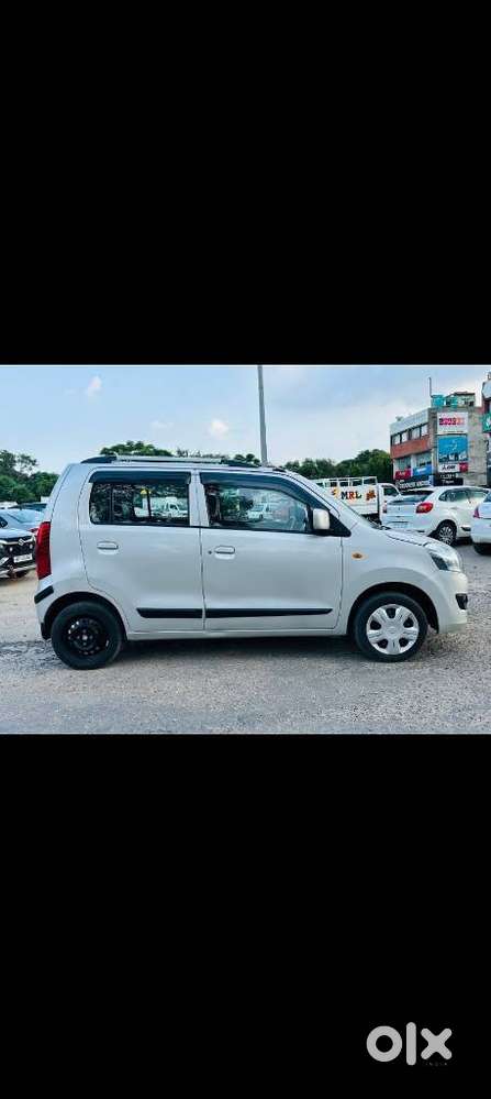 Maruti Suzuki Wagon R Vxi Amt1.2, 2017
