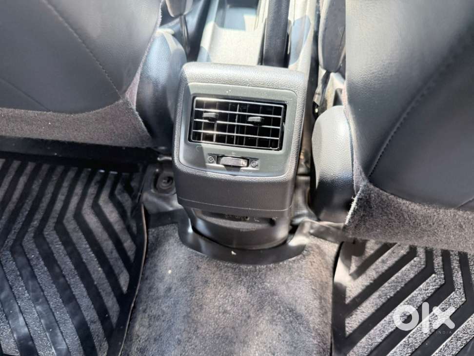 Hyundai Grand I10 1.2 Kappa Vtvt Asta (o) At, 2016, Petrol