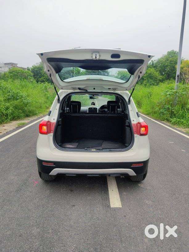 Maruti Suzuki Brezza 1.5 Vxi Smart Hybrid, 2022, Petrol
