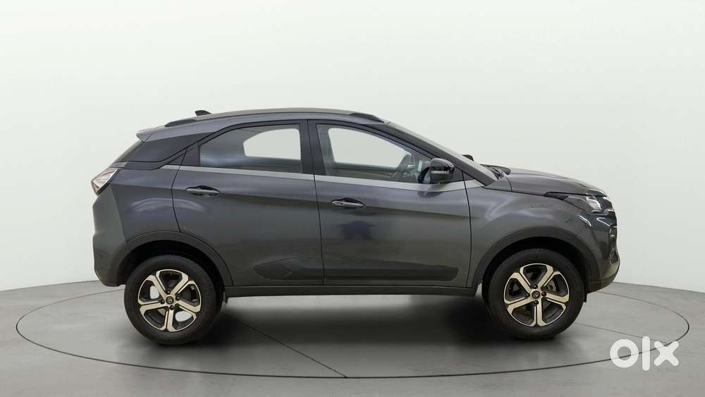 Tata Nexon 1.2 Revotron Xza Plus, 2022, Petrol