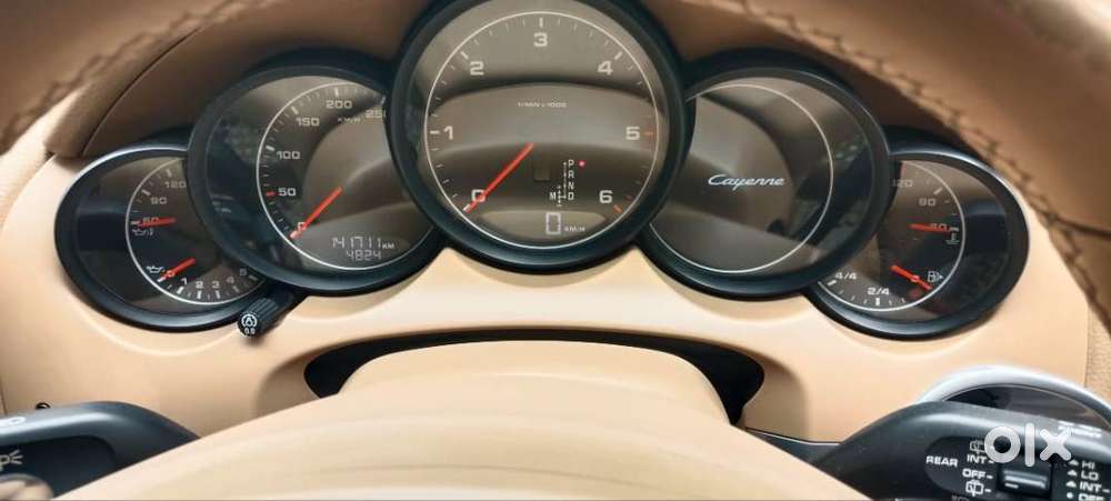 Porsche Cayenne (fancy Number)