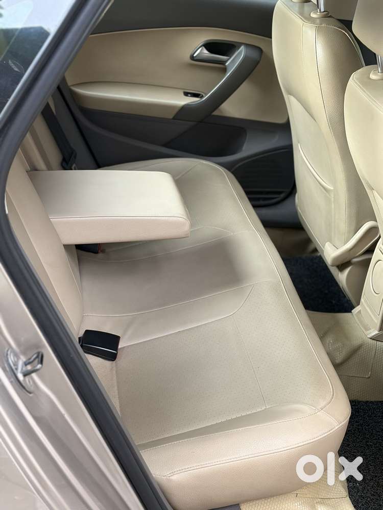 Volkswagen Vento 1.5 Highline Plus At 16 Alloy, 2017, Diesel