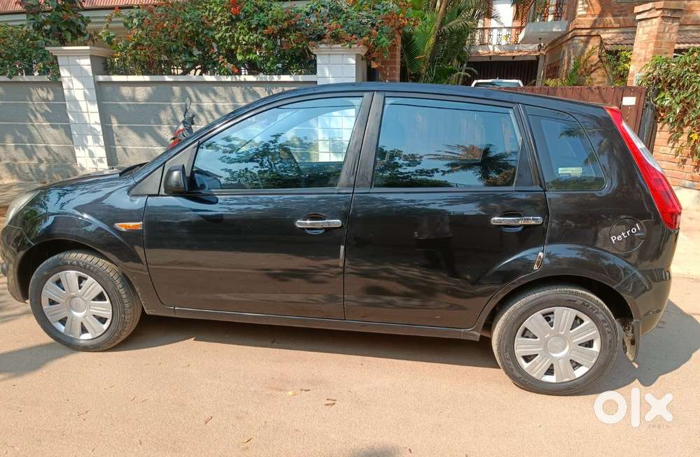 Ford Figo 2010-2012 Petrol Zxi, 2012, Petrol