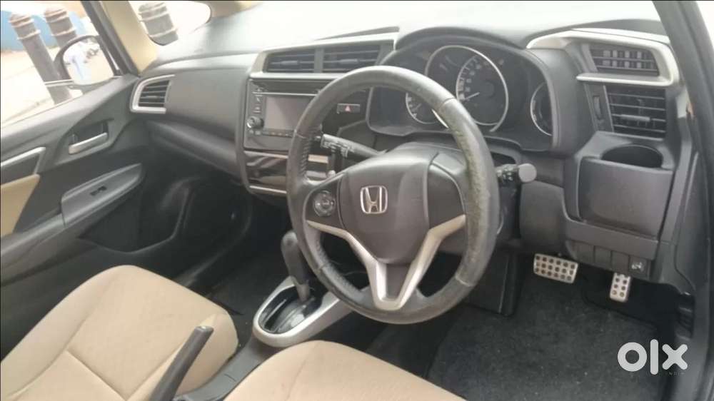 Honda Jazz V Cvt, 2016, Petrol