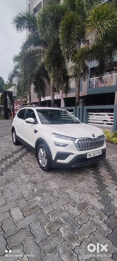 Skoda Kushaq Active Plus (20930 Kms)manual