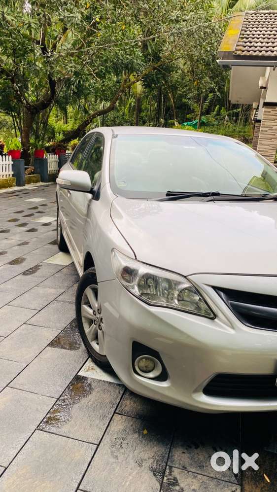 Toyota Corolla Altis 2014 Original Kerala