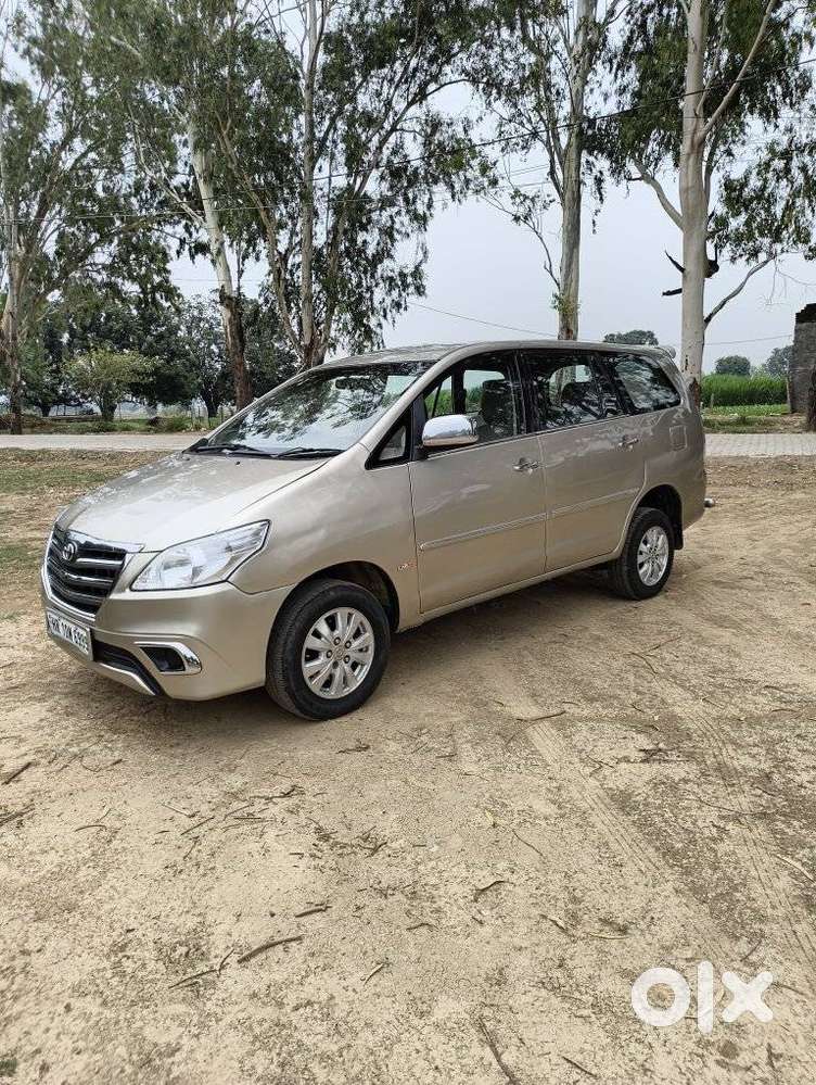 Toyota Innova 2.5 V 7 Str, 2009, Diesel