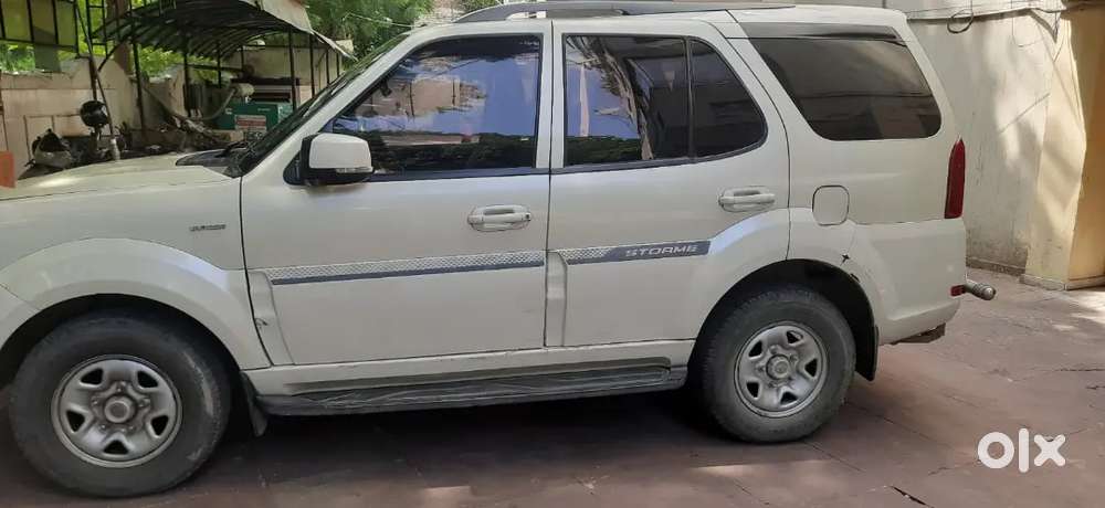 Tata Safari Storme Diesel Well Maintained