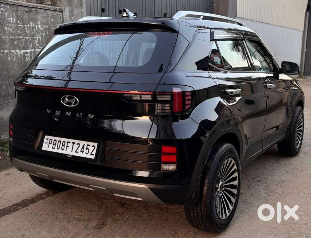 Hyundai Venue, 2025, Petrol