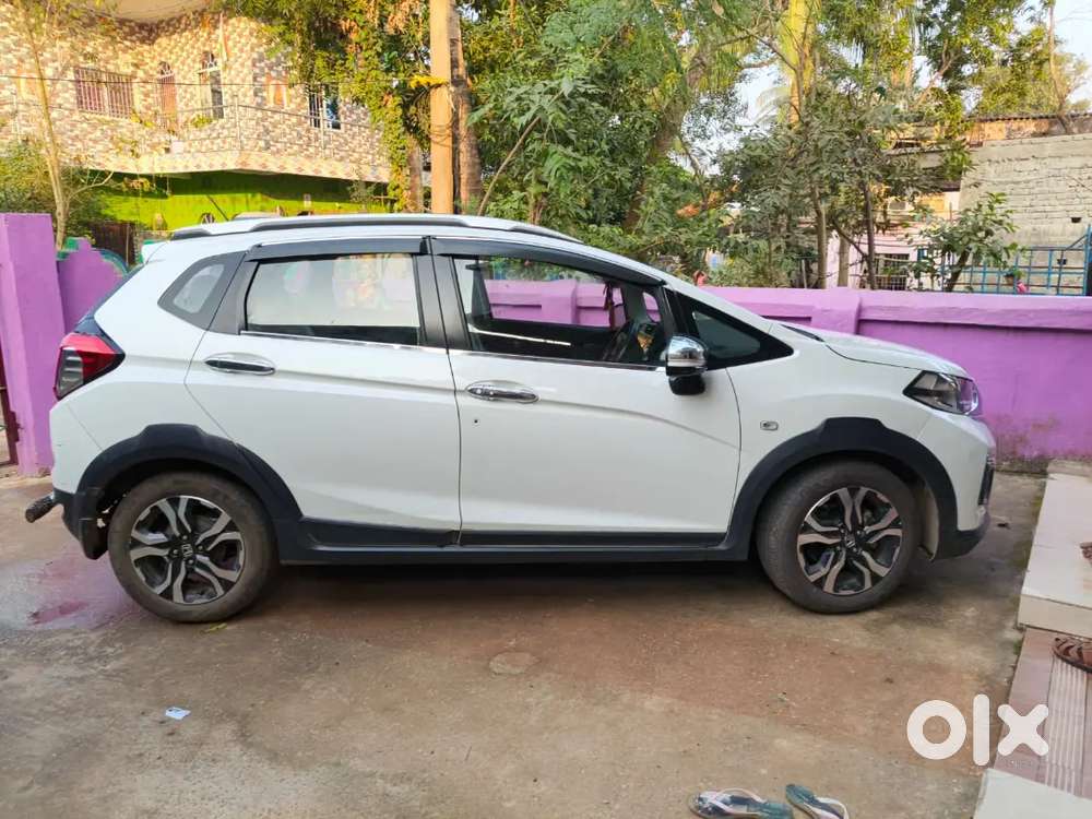Honda Wr-v 2022 Petrol Well Maintained