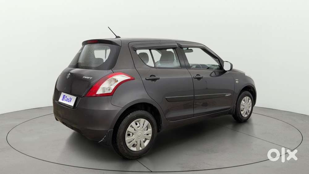 Maruti Suzuki Swift 1.2 Lxi (o), 2017, Petrol