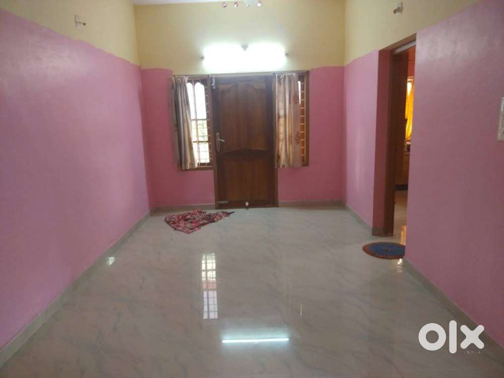 2300sqft 4BHK Old House near Angamaly.