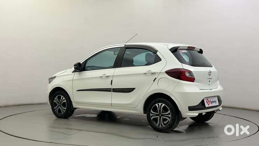 Tata Tiago 1.2 Revotron Xt Option, 2023, Petrol