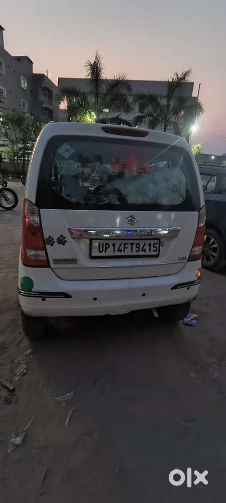 Car Ke Tyre Ache Hai