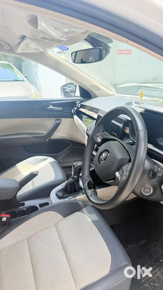 Skoda Slavia 2025 Petrol 14000 Km Driven