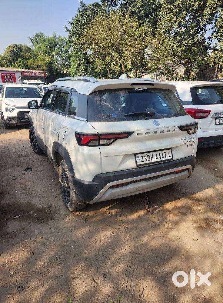 Maruti Suzuki Brezza 1.5 Zxi Cng, 2023, Cng & Hybrids