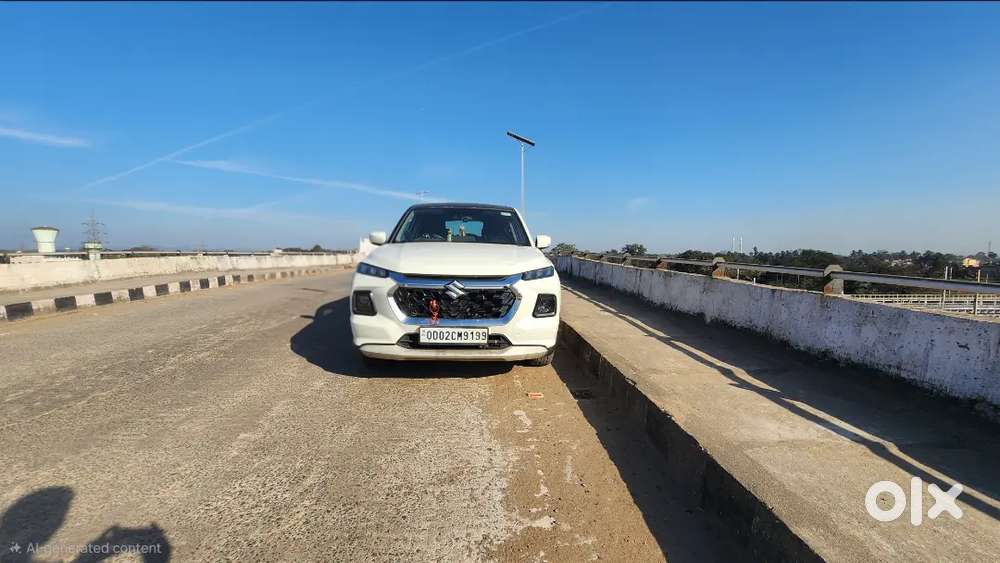 Maruti Suzuki Grand Vitara Petrol 30000 Km Driven With  Vip Number