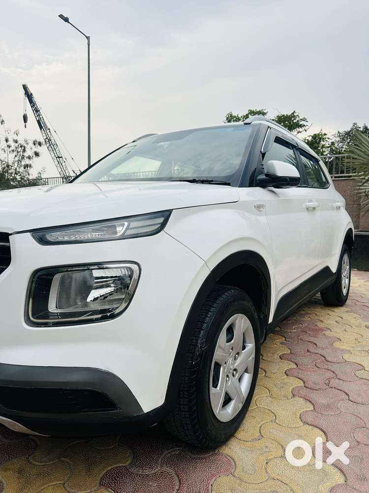 Hyundai Venue S 1.2 Petrol, 2021, Petrol