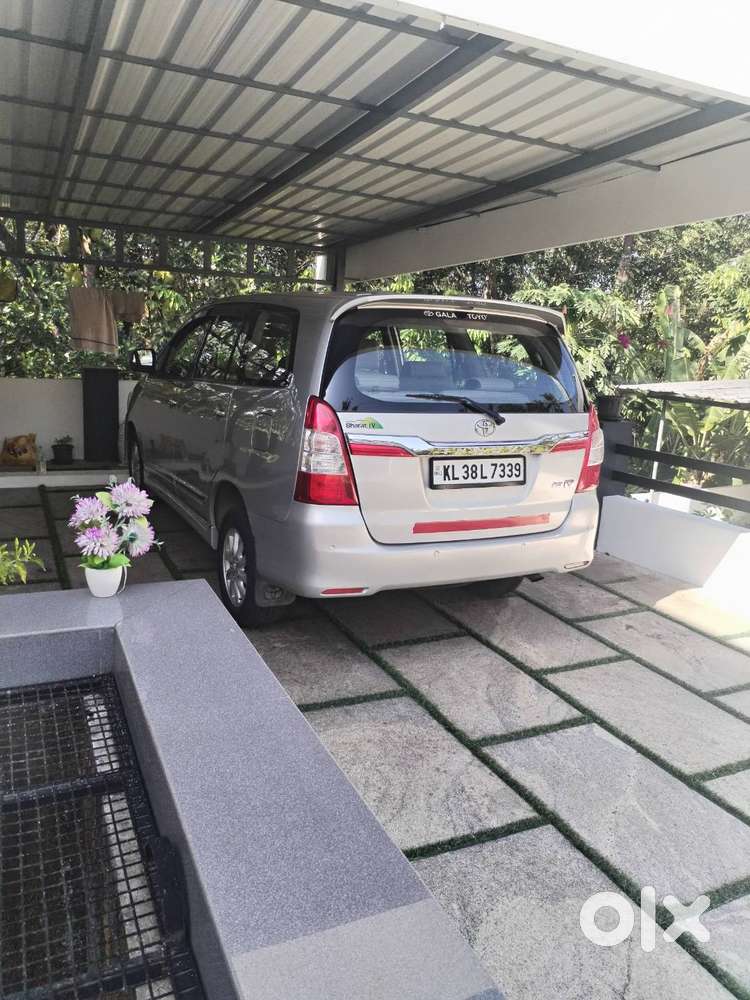 2014 Innova 2.5 V Option In Very Good Condition For Sale.