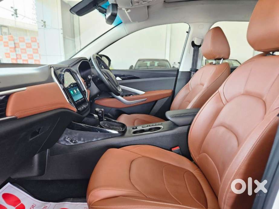 Mg Hector Plus Sharp Cvt, 2023, Petrol