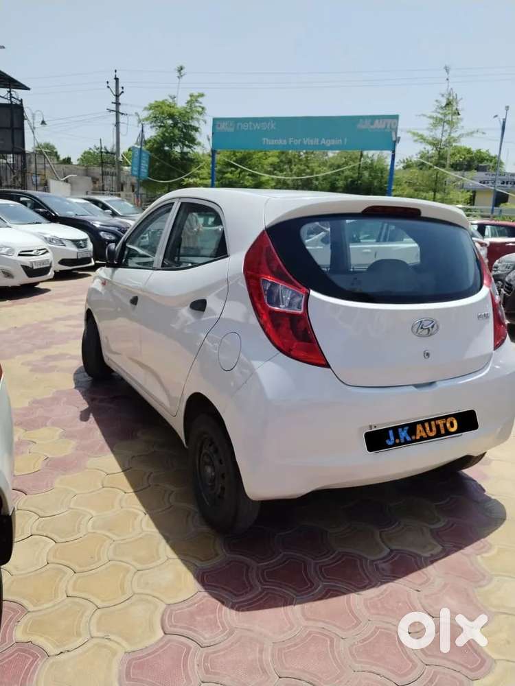 Hyundai Eon Era +, 2017, Petrol