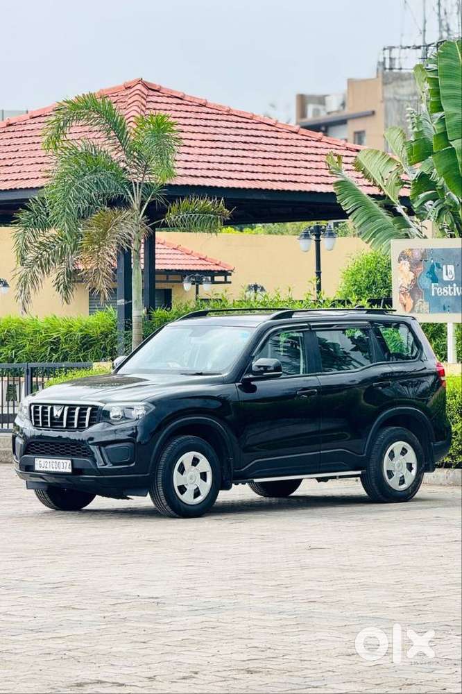 Mahindra Scorpio N, 2023, Petrol