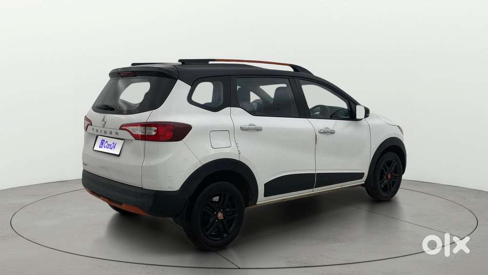 Renault Triber Rxz, 2022, Petrol