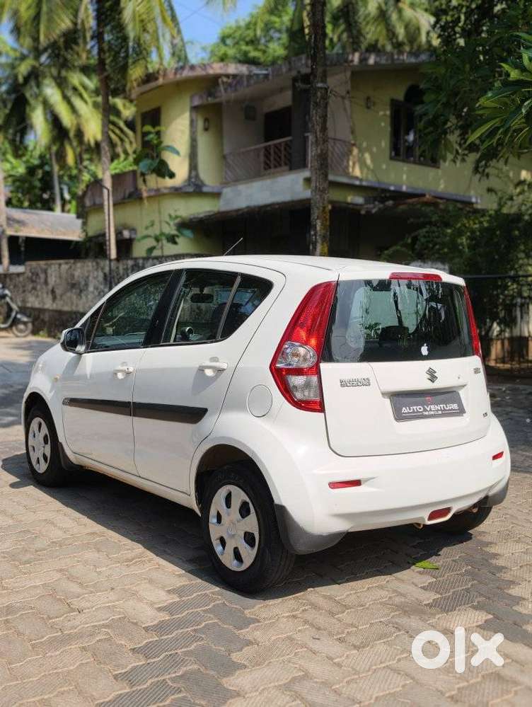Maruti Suzuki Ritz Vxi, 2011, Petrol
