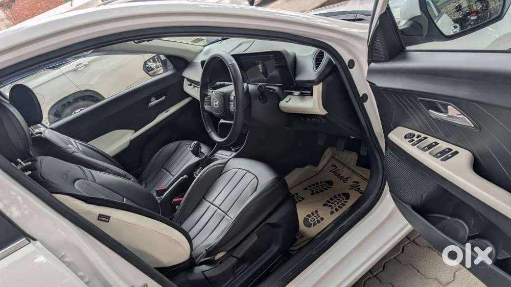Hyundai Verna Sx (o)1.5 Vtvt [2023 - 2026], 2025, Petrol