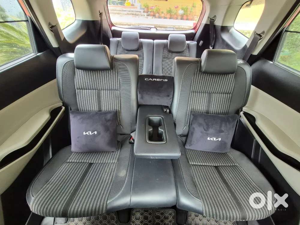 Kia Carens Prestige Plus Turbo 2023 Model