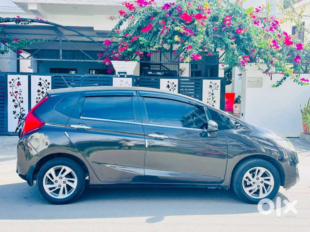 Honda Jazz Zx Cvt 2011