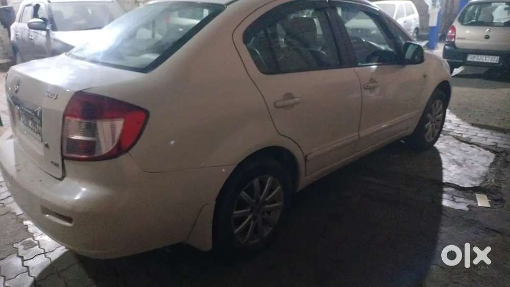 Maruti Suzuki Sx4 Zxi 2010 Petrol Automatic