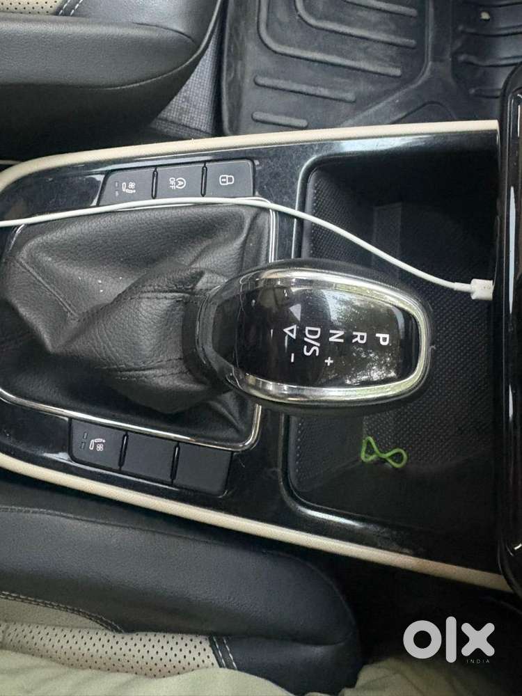 Skoda Slavia 1.5 Tsi Style Dsg, 2023, Petrol