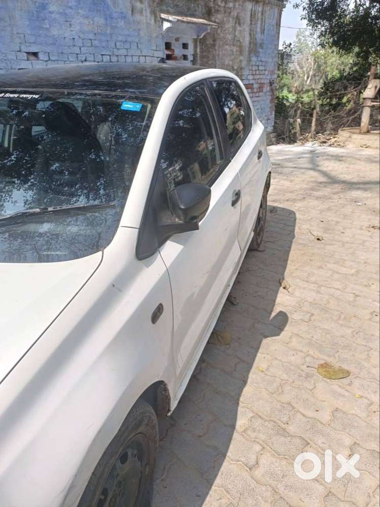 Polo Black & White Edition Well Maintained