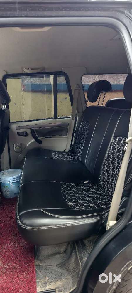 Mahindra Scorpio S11