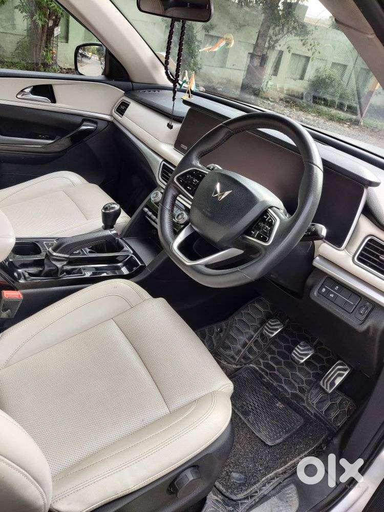 Mahindra Xuv700 2.2 Ax 7 Diesel Mt Str, 2022, Diesel