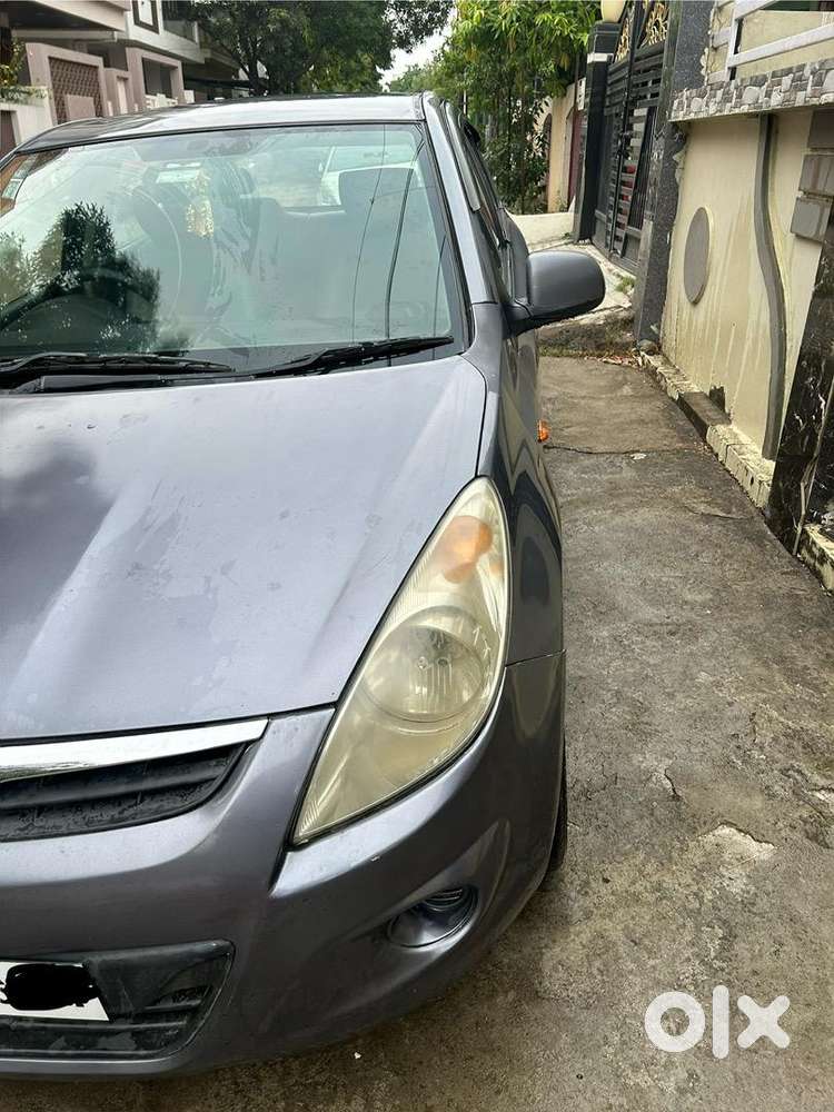 Hyundai Car Manual 2011