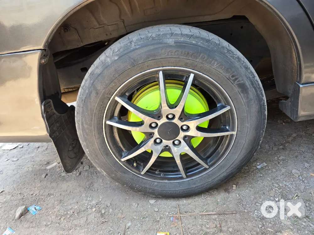 Toyota Innova 2012 Diesel 300000 Km Driven