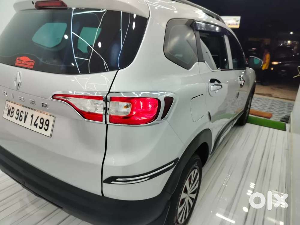 Renault Triber 1.0 Rxe, 2023, Petrol