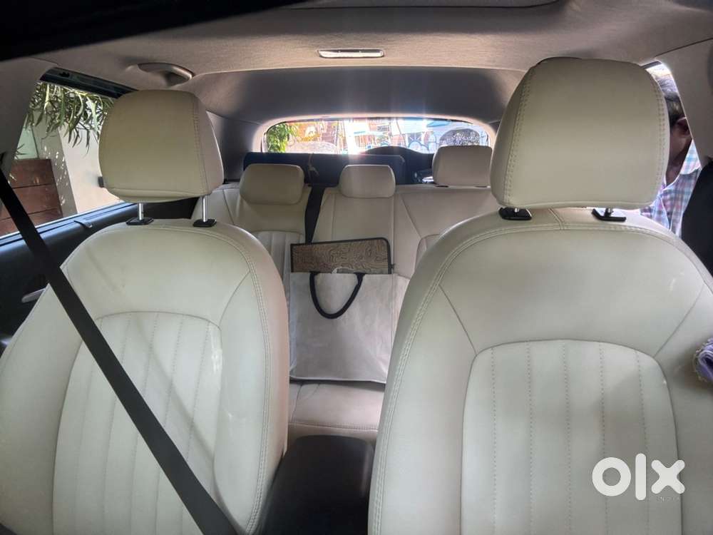 Kia Sonet Petrol 2023
