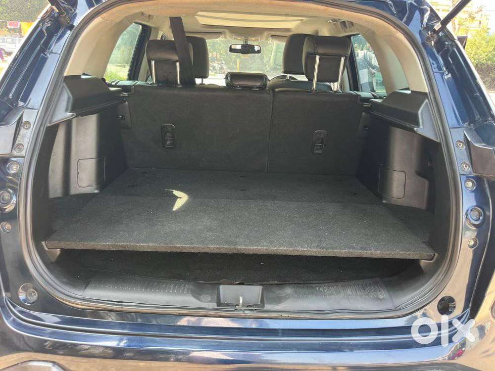 Maruti Suzuki Grand Vitara 1.5 Alpha Plus Intelligent Hybrid Ecvt, 2..