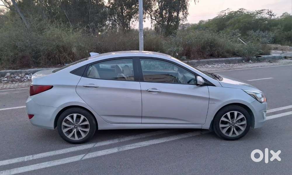 Hyundai Fluidic Verna