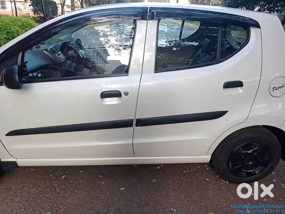 Maruti Suzuki Family Owned Car With First Owner Intact