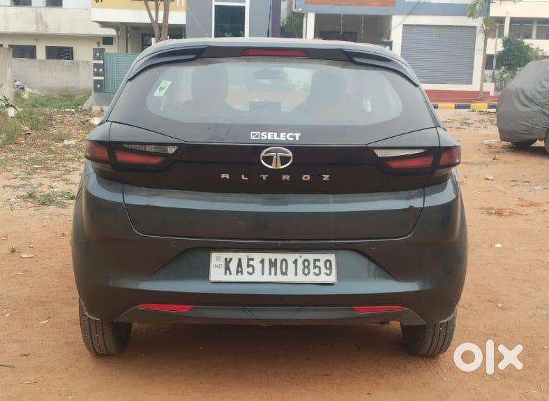 Tata Altroz 1.2 Xe, 2020, Petrol