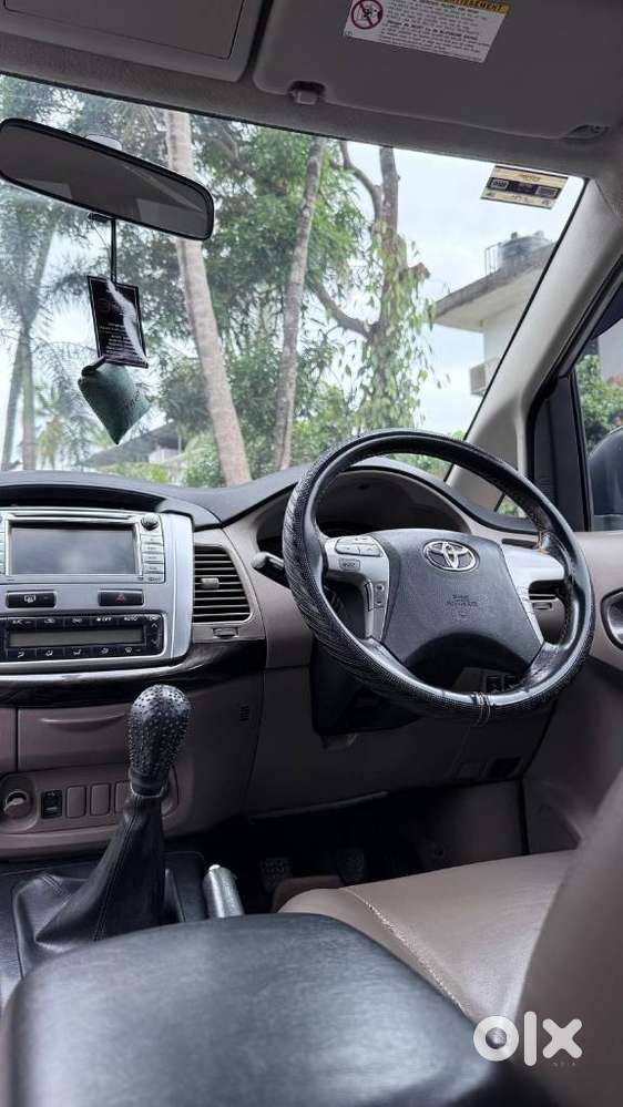 Toyota Innova 2.5 Z Diesel 7 Seater, 2015, Diesel